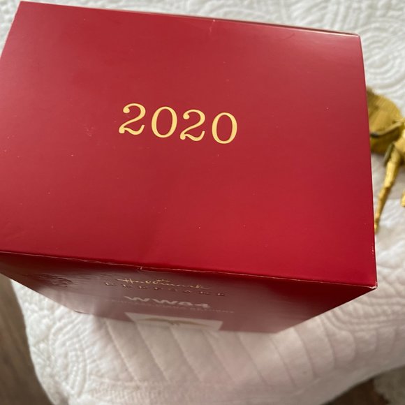 Princess Diana Returns Wonder Woman 1984 Christmas Hallmark Keepsake 2020 WW84 - Picture 6 of 11